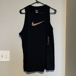 NWT Nike Graphic Tee Tank Top